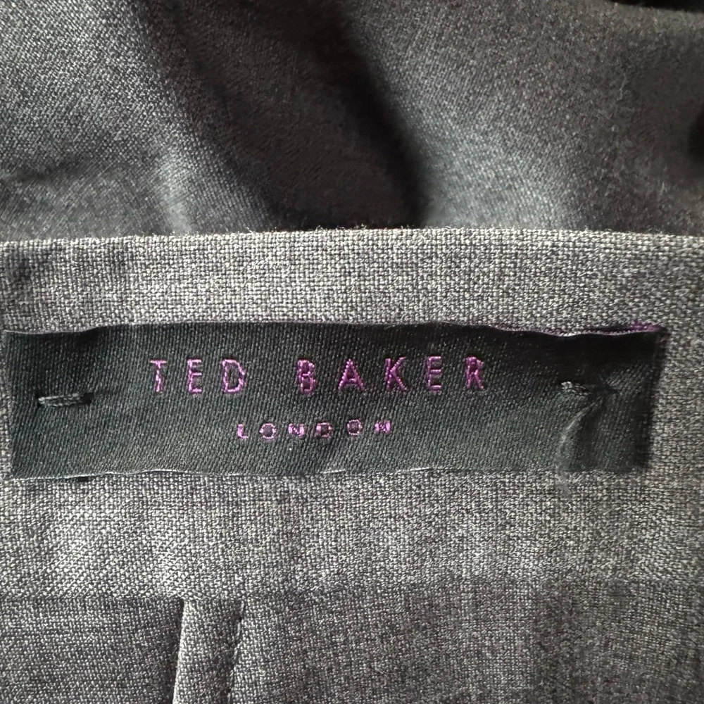 Ted Baker London Endurance Jerome Men’s Flat Front Wool Dress Pants Brown 30R‎